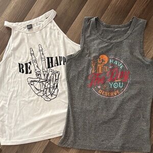 Women’s graphic tank tops